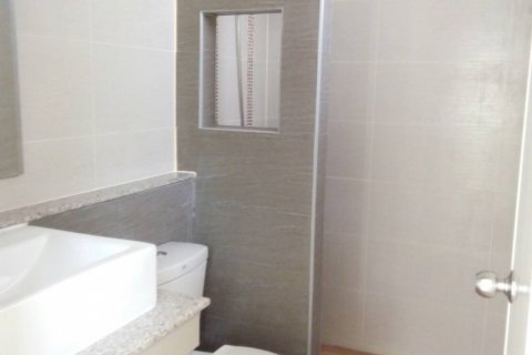 Casa de 3 dormitorios en Pattaya, Tailandia № 22135 - foto 9