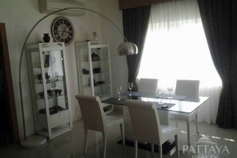 Casa de 2 dormitorios en Pattaya, Tailandia № 24464 - foto 16