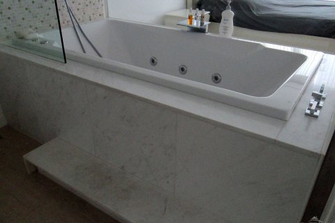 Condominio de 3 dormitorios en Pattaya, Tailandia № 23667 - foto 10