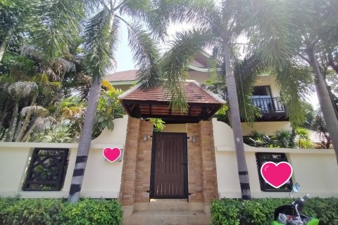 Casa de 3 dormitorios en Pattaya, Tailandia № 21813 - foto 11