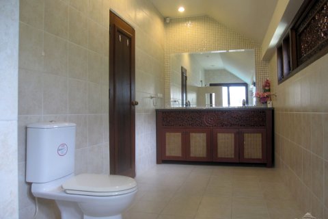 Casa de 2 dormitorios en Jomtien Beach, Pattaya, Tailandia № 23442 - foto 22