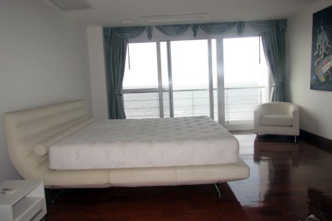 Condominio de 2 dormitorios en Pattaya, Tailandia № 24184 - foto 3