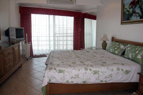 Condominio de 2 dormitorios en Jomtien Beach, Pattaya, Tailandia № 23355 - foto 7