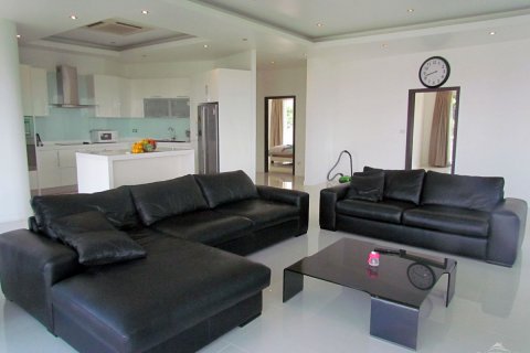 Condominio de 2 dormitorios en Pattaya, Tailandia № 20350 - foto 4