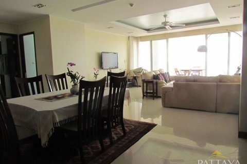 Condominio de 3 dormitorios en Pattaya, Tailandia № 21240 - foto 3