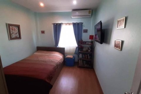 Casa de 3 dormitorios en Pattaya, Tailandia № 22070