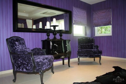 Casa de 5 dormitorios en Pattaya, Tailandia № 23870 - foto 5