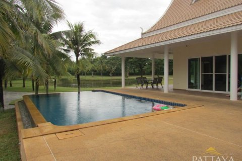Casa de 3 dormitorios en Pattaya, Tailandia № 21254 - foto 4
