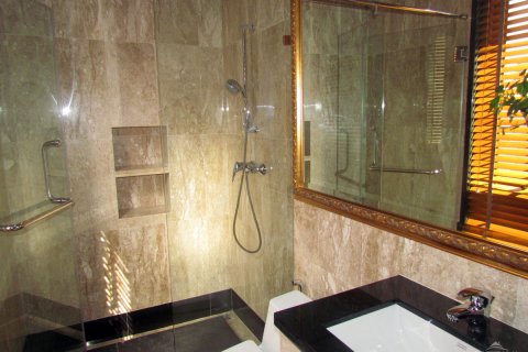 Casa de 3 dormitorios en Pattaya, Tailandia № 24373 - foto 22