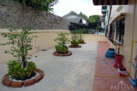 Casa de 3 dormitorios en Pattaya, Tailandia № 23315 - foto 10