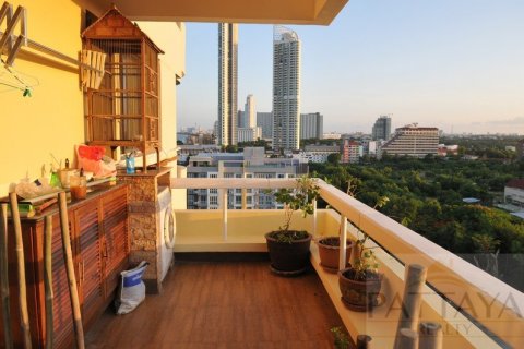Condominio de 2 dormitorios en Jomtien Beach, Pattaya, Tailandia № 21153 - foto 2