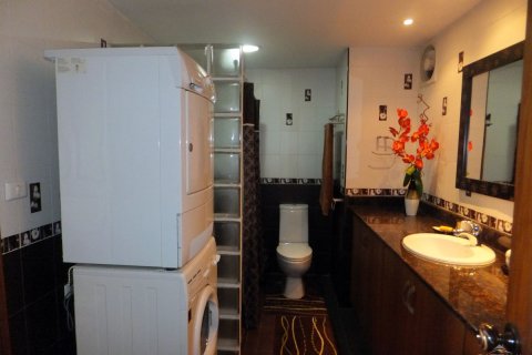 Condominio de 2 dormitorios en Pattaya, Tailandia № 23694 - foto 5