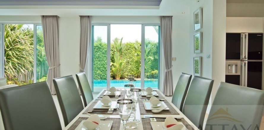 Casa de 3 dormitorios en Pattaya, Tailandia № 21156