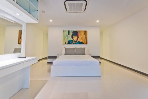 Casa de 5 dormitorios en Pattaya, Tailandia № 21797 - foto 8