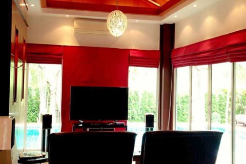 Casa de 3 dormitorios en Pattaya, Tailandia № 24250 - foto 19