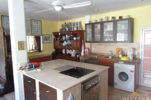 Casa de 2 dormitorios en Pattaya, Tailandia № 21728 - foto 22
