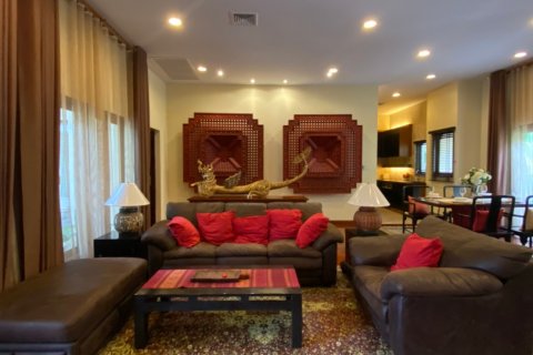 Casa de 2 dormitorios en Jomtien Beach, Pattaya, Tailandia № 22321 - foto 10
