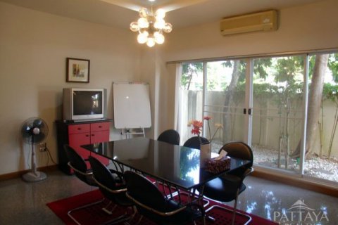 Casa de 3 dormitorios en Pattaya, Tailandia № 22665 - foto 10
