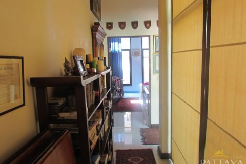 Casa de 2 dormitorios en Pattaya, Tailandia № 21728 - foto 7
