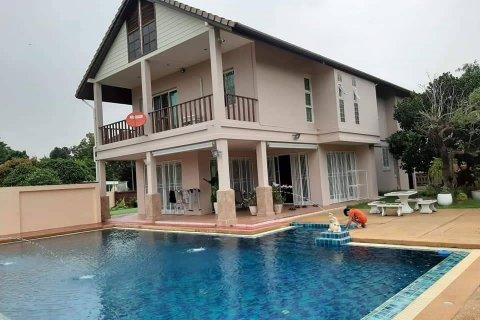 Casa de 3 dormitorios en Pattaya, Tailandia № 22196 - foto 5