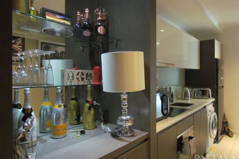 Condominio de 2 dormitorios en Pattaya, Tailandia № 21693 - foto 3