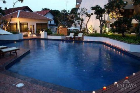 Condominio de 2 dormitorios en Jomtien Beach, Pattaya, Tailandia № 22631 - foto 2