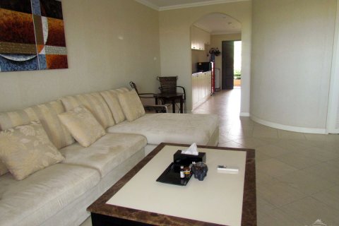 Condominio de 1 dormitorio en Pattaya, Tailandia № 23725 - foto 5