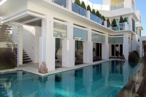 Casa de 4 dormitorios en Jomtien Beach, Pattaya, Tailandia № 20224