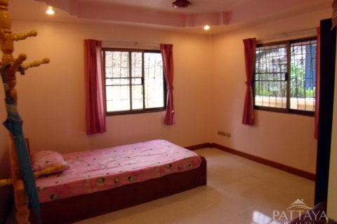 Casa de 3 dormitorios en Pattaya, Tailandia № 23315 - foto 12