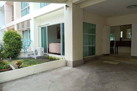 Casa de 3 dormitorios en Pattaya, Tailandia № 22062 - foto 5