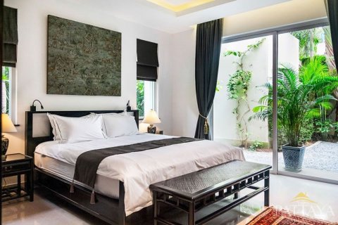 Casa de 8 dormitorios en Pattaya, Tailandia № 21529 - foto 27