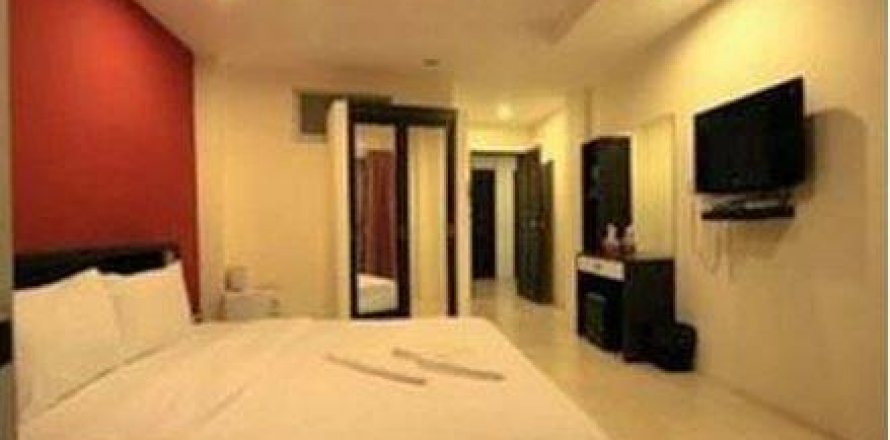 Casa de 22 dormitorios en Pattaya, Tailandia № 22178