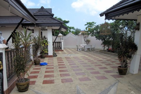 Casa de 2 dormitorios en Pattaya, Tailandia № 22860 - foto 18