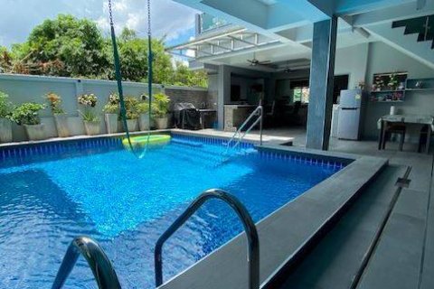 Casa de 4 dormitorios en Pattaya, Tailandia № 22081 - foto 7