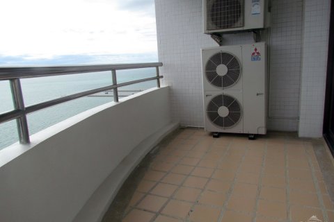 Condominio de 3 dormitorios en Pattaya, Tailandia № 20819 - foto 3