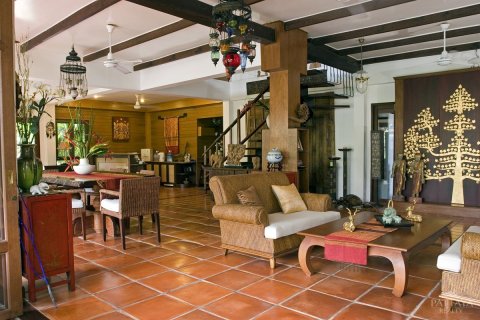 Casa de 4 dormitorios en Pattaya, Tailandia № 23948 - foto 5