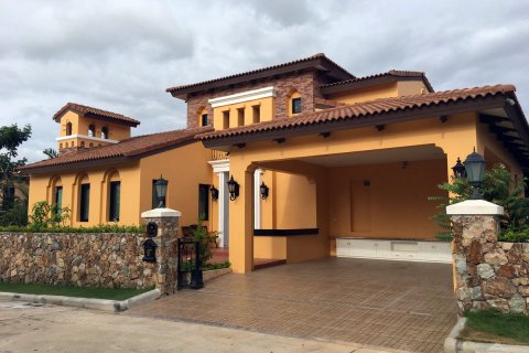 Casa de 3 dormitorios en Pattaya, Tailandia № 20674 - foto 2