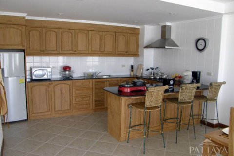 Condominio de 2 dormitorios en Jomtien Beach, Pattaya, Tailandia № 20000 - foto 3