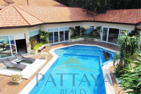 Casa de 4 dormitorios en Pattaya, Tailandia № 20876 - foto 7