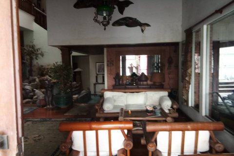 Casa de 4 dormitorios en Bangkok, Tailandia № 21931 - foto 12