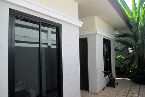 Casa de 4 dormitorios en Pattaya, Tailandia № 23045 - foto 3