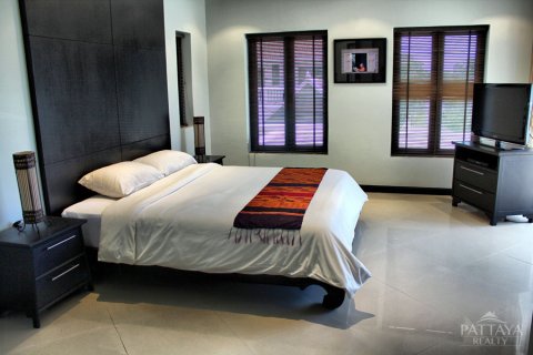 Casa de 3 dormitorios en Pattaya, Tailandia № 20140 - foto 15