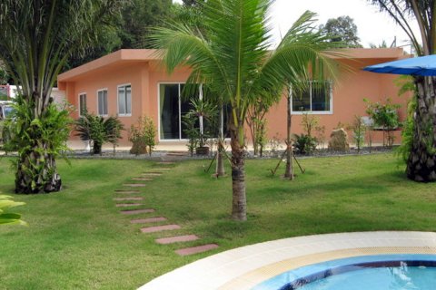 Casa de 5 dormitorios en Pattaya, Tailandia № 23095 - foto 21