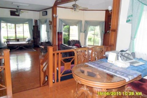 Casa de 3 dormitorios en Pattaya, Tailandia № 22936 - foto 9