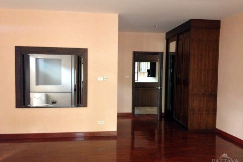 Casa de 3 dormitorios en Pattaya, Tailandia № 20829 - foto 19