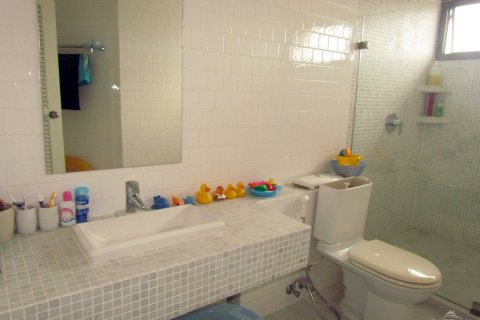Condominio de 3 dormitorios en Pattaya, Tailandia № 23835 - foto 13