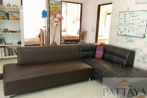 Casa de 5 dormitorios en Pattaya, Tailandia № 21143 - foto 10