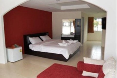 Casa de 22 dormitorios en Pattaya, Tailandia № 22178 - foto 13