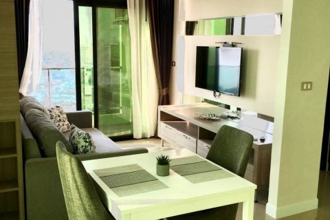 Condominio de 1 dormitorio en Jomtien Beach, Pattaya, Tailandia № 21834 - foto 4