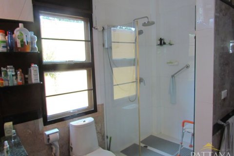 Casa de 2 dormitorios en Pattaya, Tailandia № 21728 - foto 6